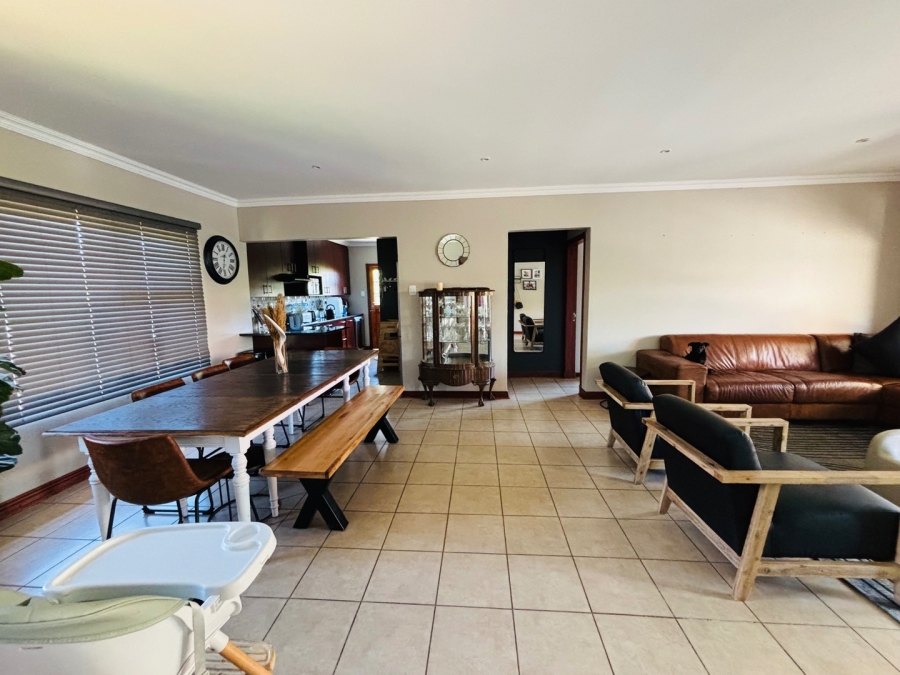 3 Bedroom Property for Sale in Pentagon Park Free State